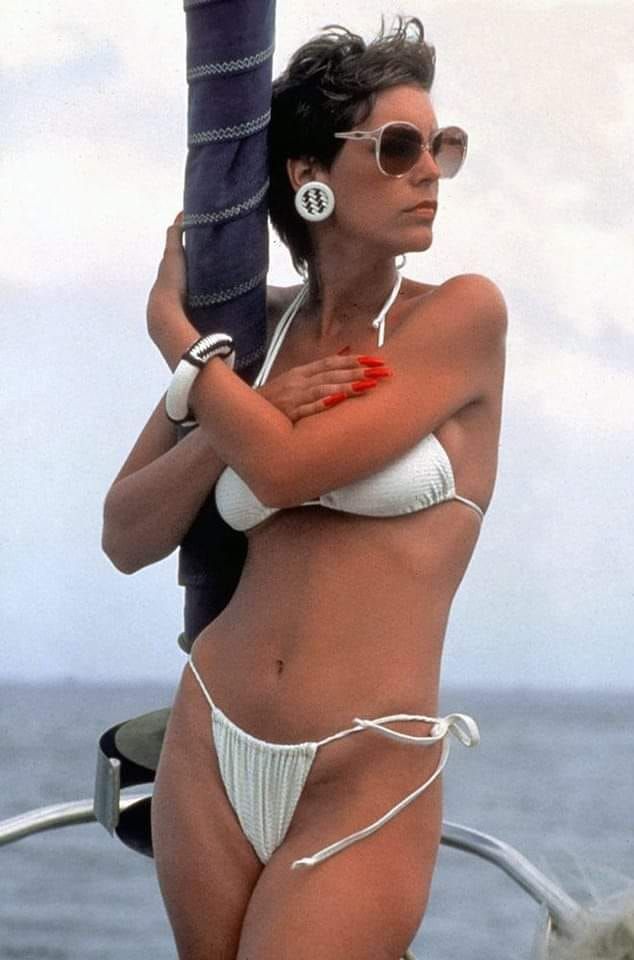 Jamie Lee Curtis Beautiful Images